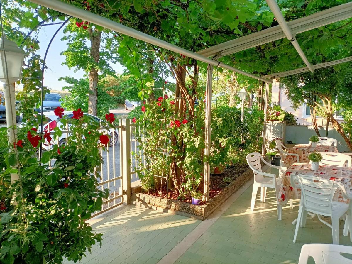 Villa Lauda B&B Rimini Extérieur photo