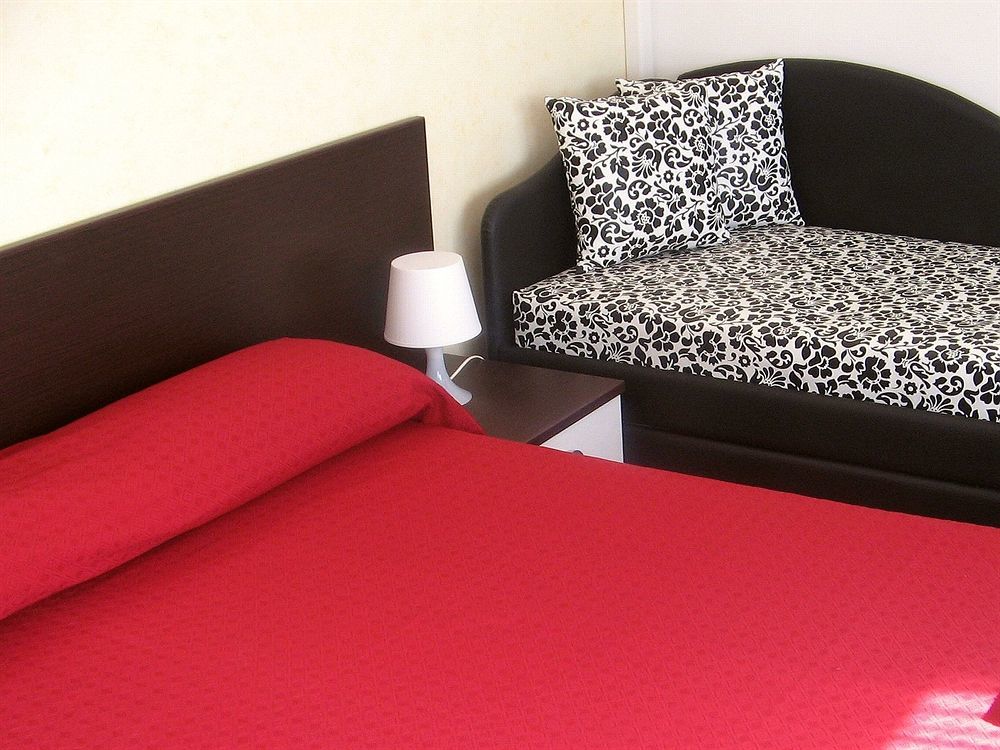 Villa Lauda B&B Rimini Extérieur photo